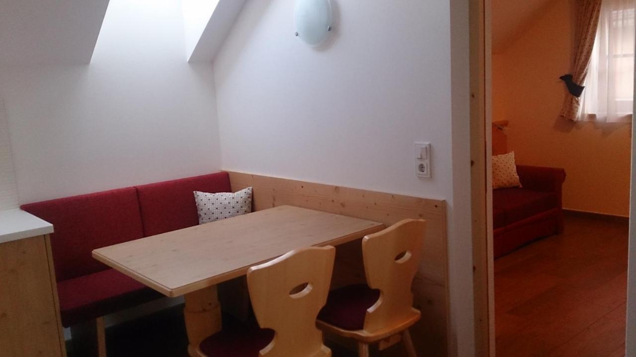 Ferienwohnung Panzenbachhof Niederolang Zimmer foto